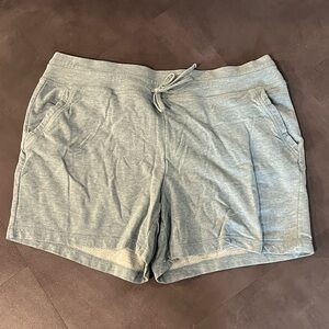 32 Degrees Gray Athletic Shorts with Elastic Waistband